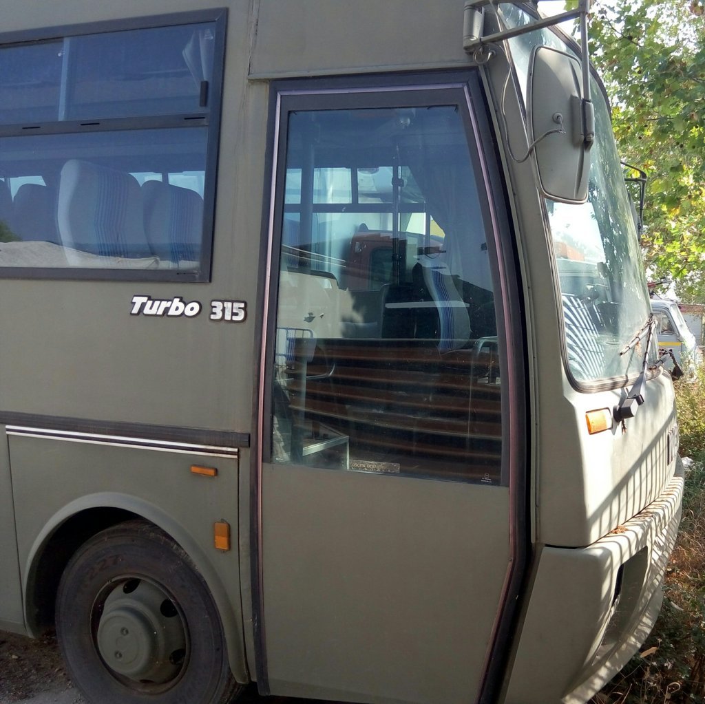 Iveco Turbo 315 | usato | pullman | autobus | ex veicolo militare | Pomili Demolizioni Speciali srl