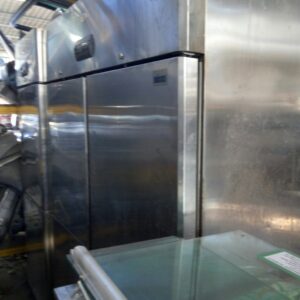 particolare frigorifero per attività commerciale | temperature frigo | range: -2 +8 | attrezzatura da lavoro | usato | seconda mano | Pomilids | Pomili Demolizioni Speciali Srl