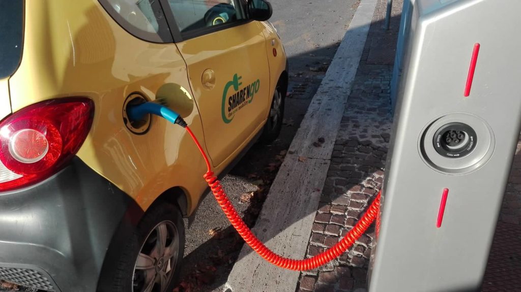 car sharing – electric car – auto elettrica – Roma