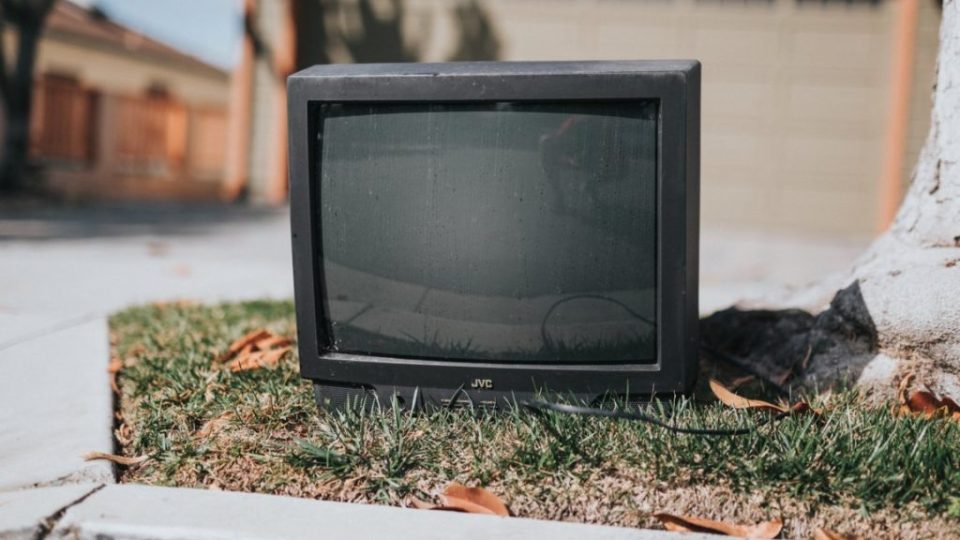 Televisione – Nathan Dumlao su Unsplash