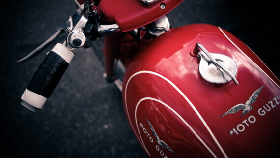 Moto Guzzi | Moto Rossa | Rosso
