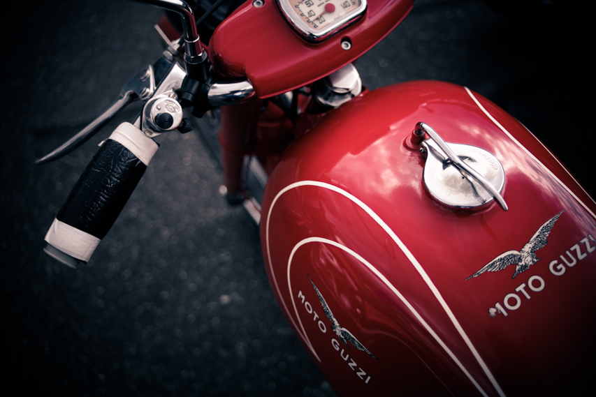 Moto Guzzi | Moto Rossa | Rosso