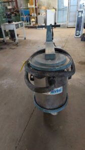 Aspira liquidi e solidi Wirlbel 220 V usata